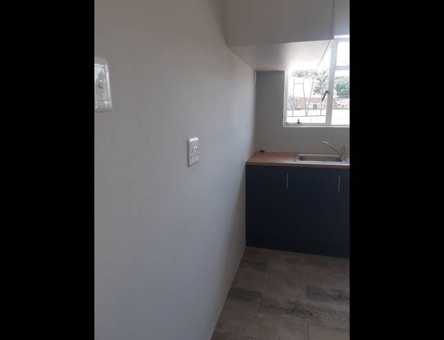 2 BEDROOM APARTMENT FOR SALE IN SYDENHAM